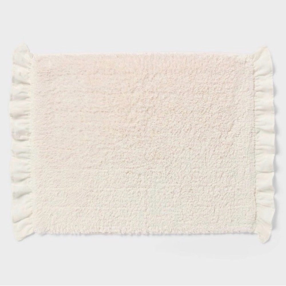 Threshold Cream Ruffled Bath Mat